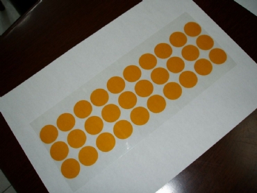 圆点易撕贴，圆形易撕贴，喷涂易撕贴，不掉胶易撕贴